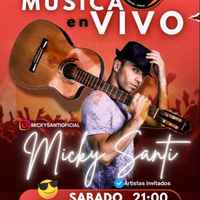 Foto de Micky Santi En Strike Comedy